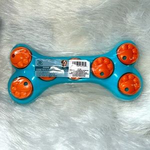 Doggie Treat Puzzle, Small, teal base & orange. Greenbrier Kennel Club